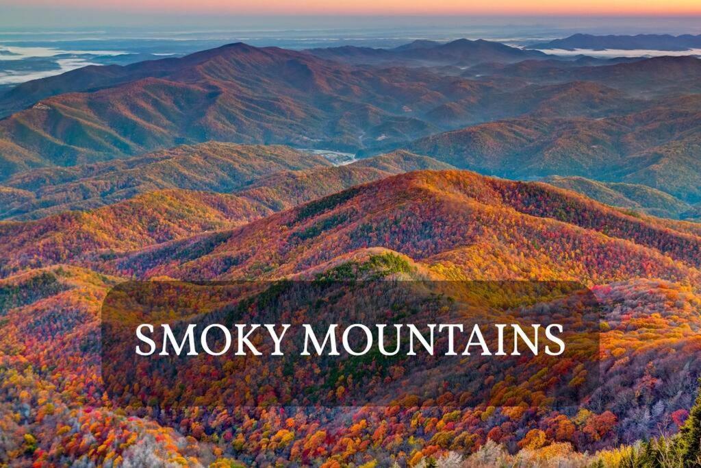 Four Private Suites - Hot Tub - Arcade - Fast Wi-Fi - One Minute To Parkway Fun Pigeon Forge Esterno foto
